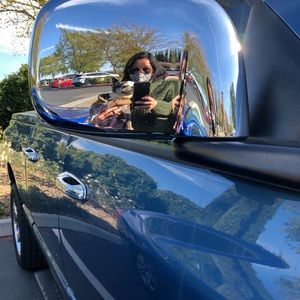 Meet your Posher, Joy